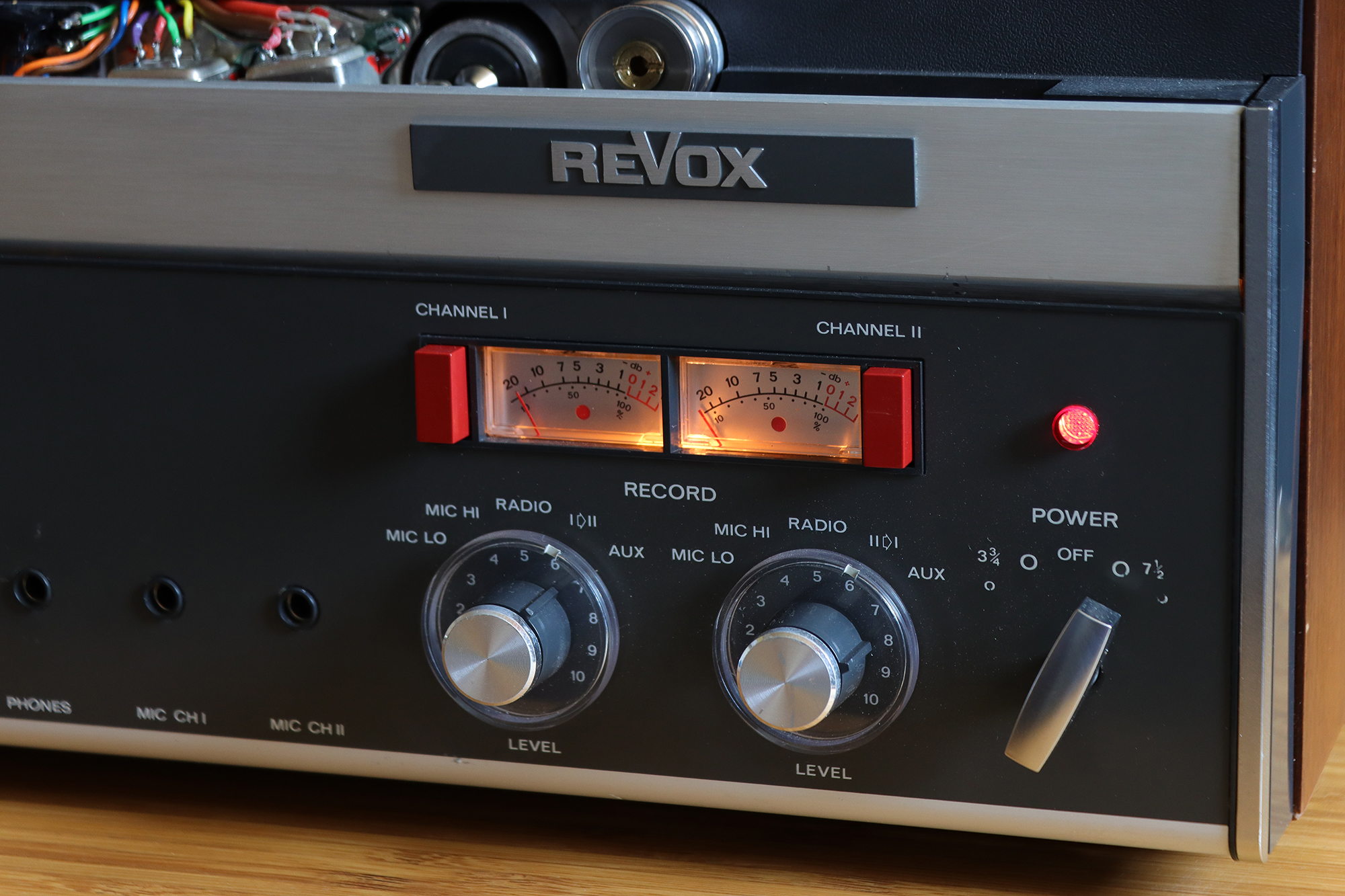 Vintage Revox A77 MkIII // Reel to Reel / Original Box & Dustcover