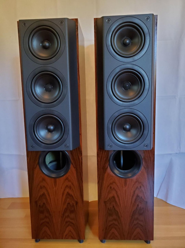 650130549_large_e41b3dc411598ec7340913c4fa24f494